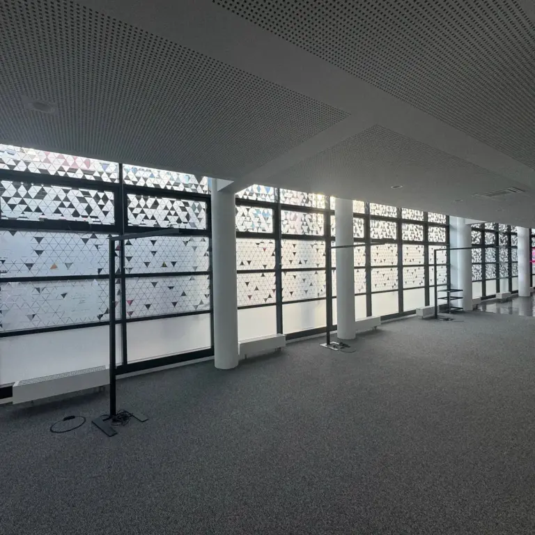 sichtschutzfolie-fenster-individuelles-muster
